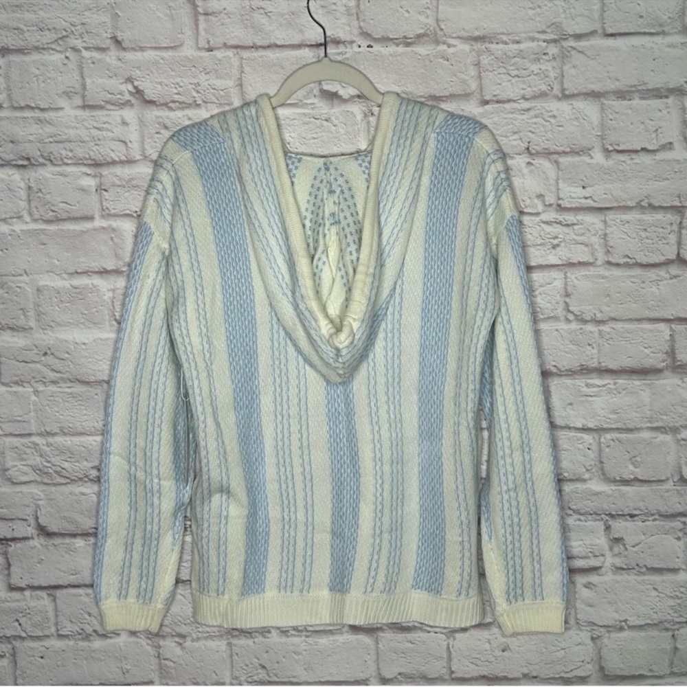 One Grey Day Soft Striped Hooded Pullover Sweater NWT - Picture 5 of 12